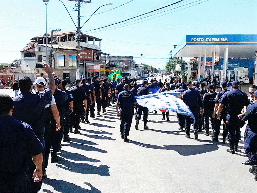 Gurdas Municipais comemoram sucesso da 1ª Marcha Azul Marinho de Espirito Santo