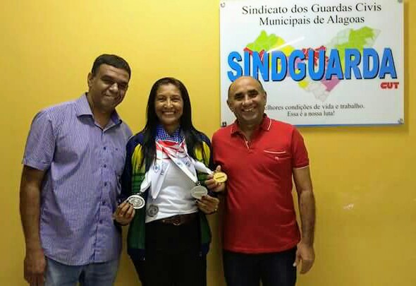 Sindguarda recebe a visita da medalhista Simone Lima