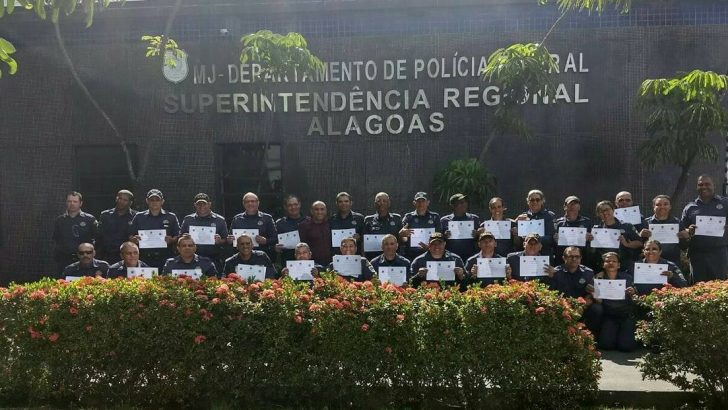 PF concede porte de arma para 30 guardas municipais de Maceió