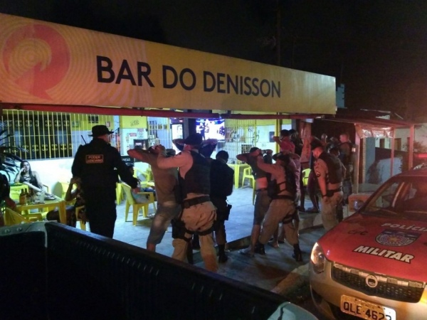 GM participa de Operação Convívio Seguro e fecha bares em Bebedouro