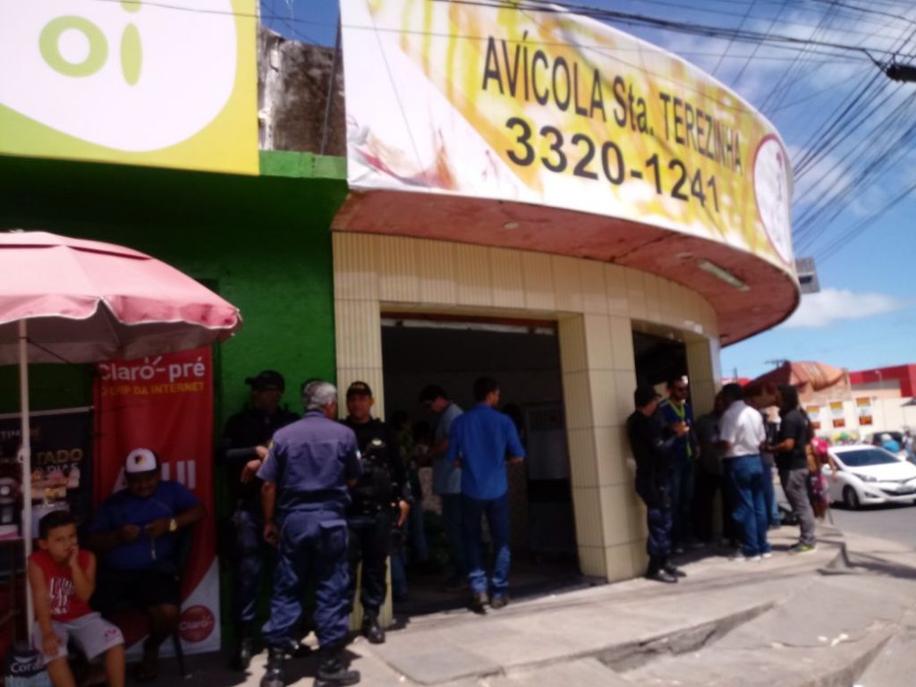 Guarda Municipal dá apoio durante fiscalização em frigoríficos e avícolas