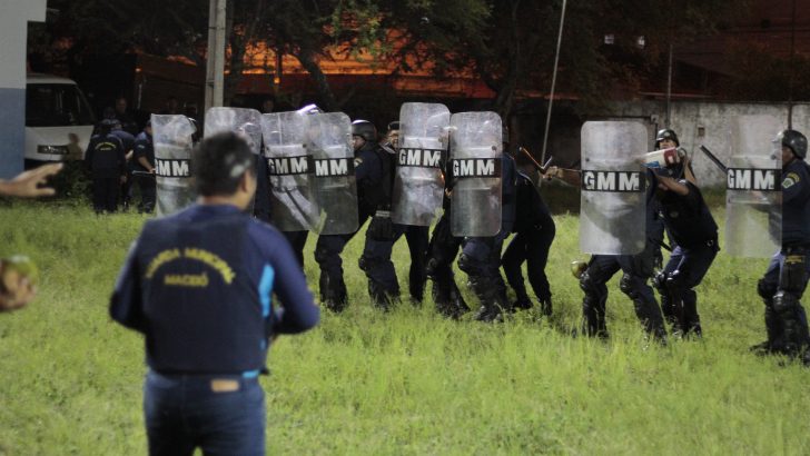 Guardas recebem instruções sobre o uso diferenciado da força