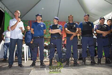 GCM de São José da Tapera recebem carteiras funcionais e novos uniformes
