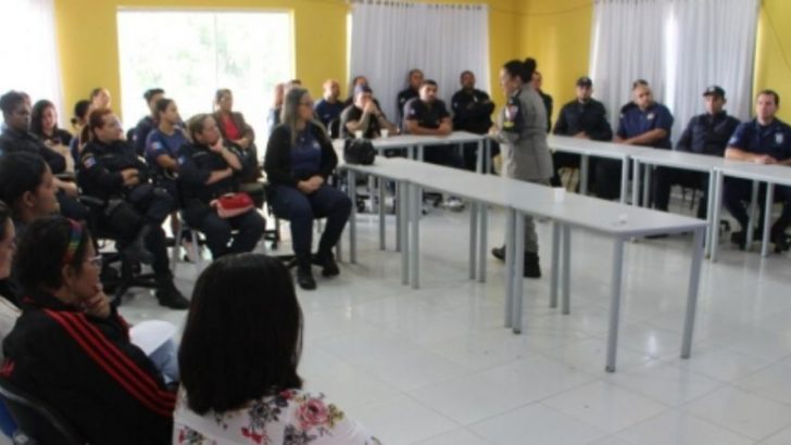 Patrulha Maria da Penha capacita Guarda Municipal de Delmiro Gouveia