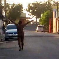 GCM de São Miguel dos Campos detém homem que andava pelado pela cidade