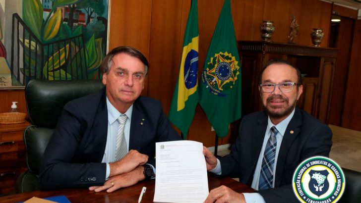 Pautas prioritárias às Guardas Municipais são apresentadas á Bolsonaro pelo Dep. Lincoln Portela