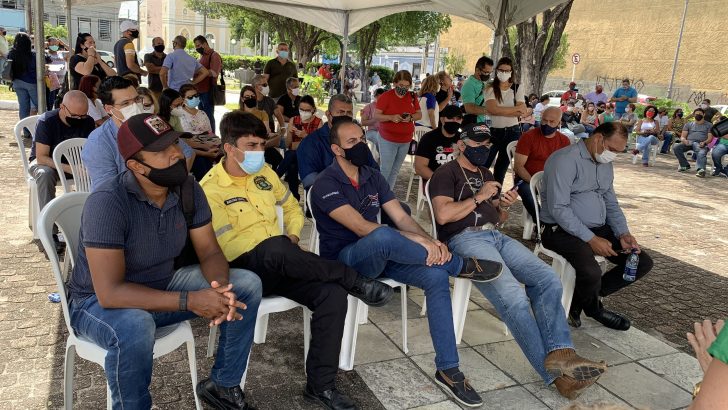 Servidores de Maceió realizam assembleia para cobrar reposição salarial