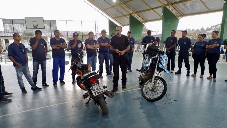 Guardas municipais de Jequiá da Praia recebem treinamento de Defesa Policial