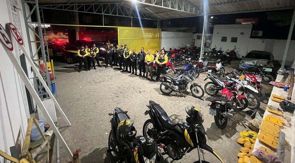 Guarda Municipal e SMTT recolhem dezenas de veículos em situação irregular em São Miguel dos Campos