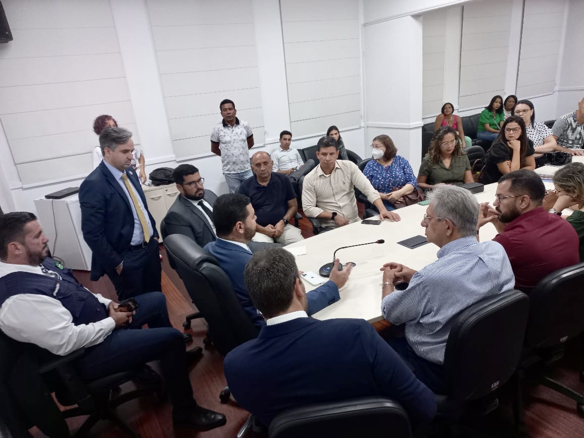 Prefeitura de Maceió envia PL do reajuste à Câmara sem concluir negociação com Movimento Sindical
