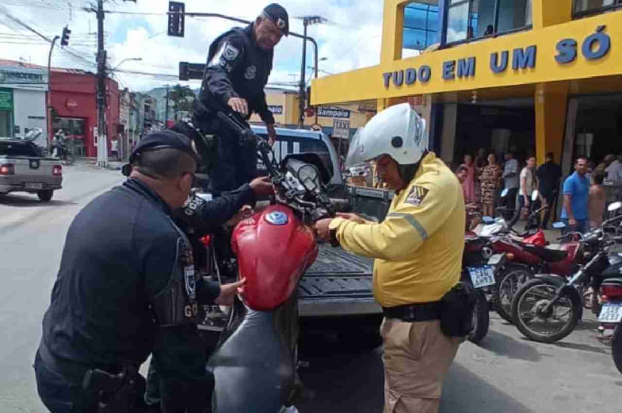 Guarda Municipal e SMTT apreendem moto com chassi adulterado em União dos Palmares