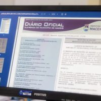 Prefeito de Maceió sanciona lei que amplia auxílio saúde para servidores municipais