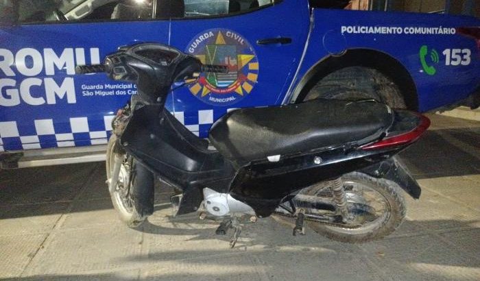 Moto roubado é recuperada pela guarda municipal durante festividades em São Miguel dos Campos