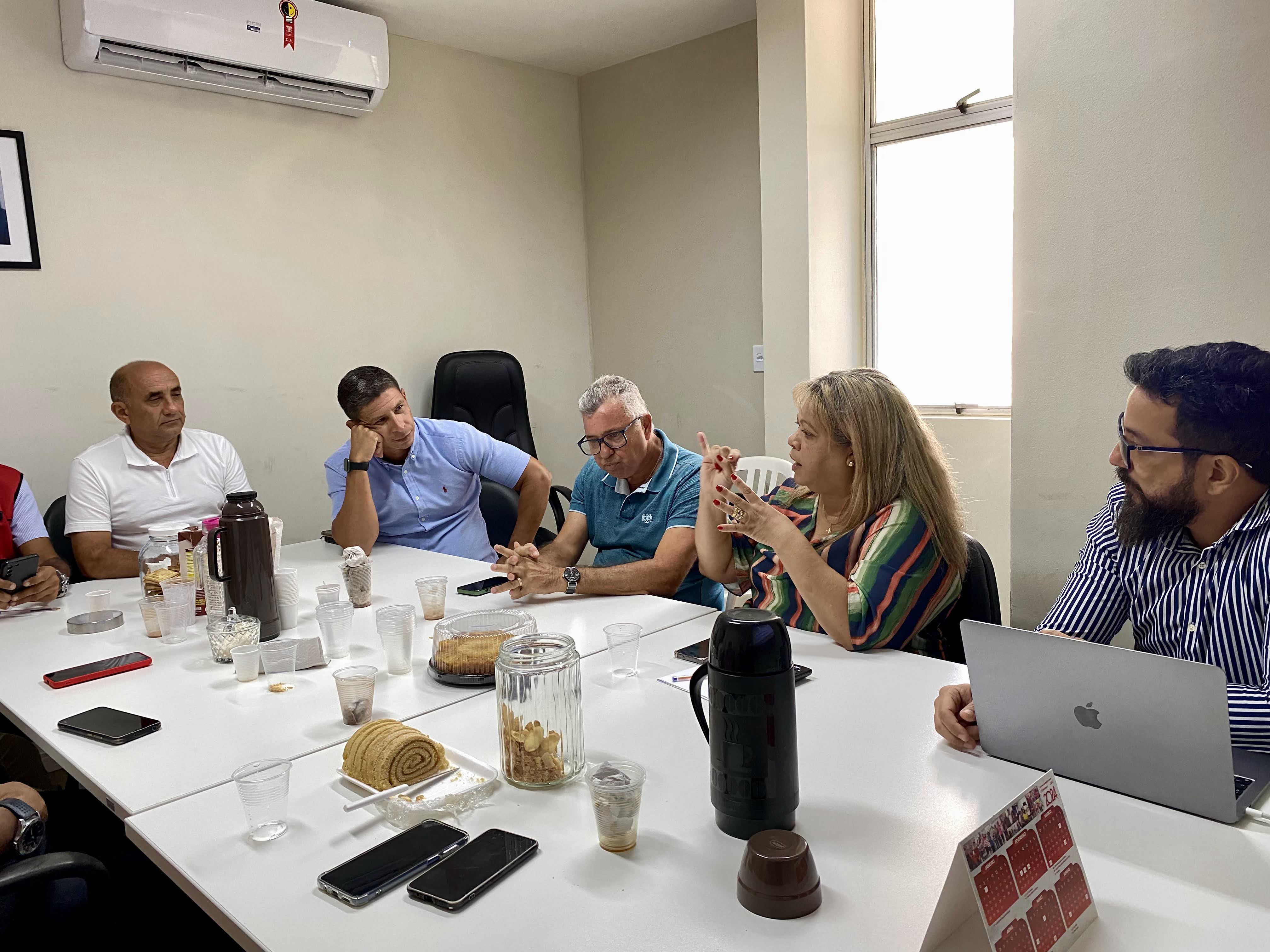 Sindguarda-AL e outras entidades sindicais discutem implantação do sistema de ponto eletrônico em Maceió