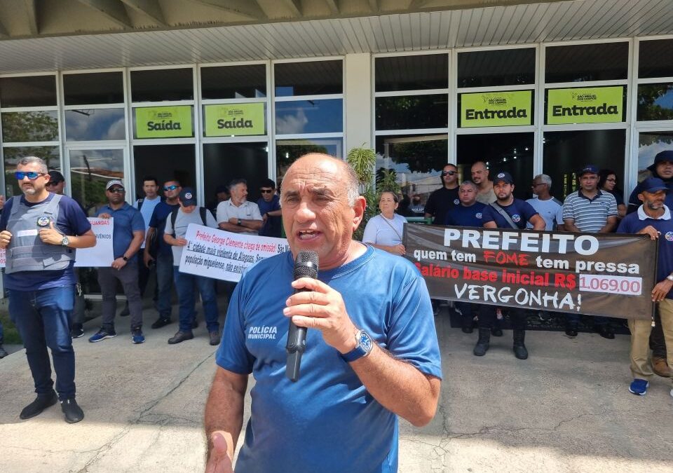Guardas municipais de São Miguel dos Campos vão às ruas por valorização e melhores condições de trabalho