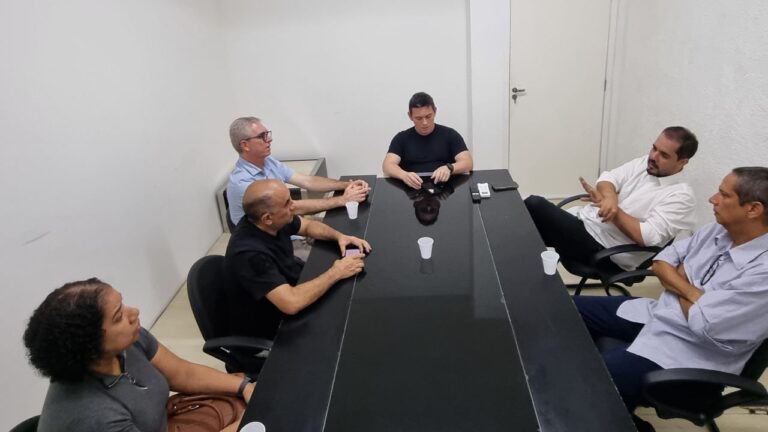 Reestruturação da carreira da GCMM é tema de reunião com chefe de gabinete