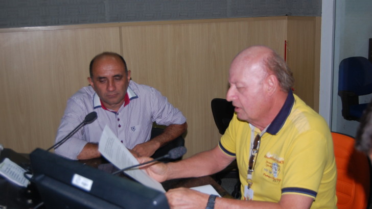 Presidente do SINDGUARDA-AL, Carlos Pisca, dá entrevista a rádio Gazeta