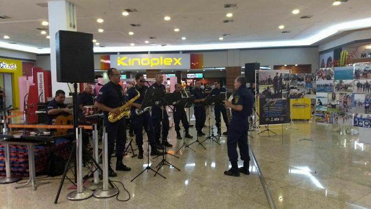 Confira fotos da apresentação da Banda da Guarda Municipal no Maceió Shopping