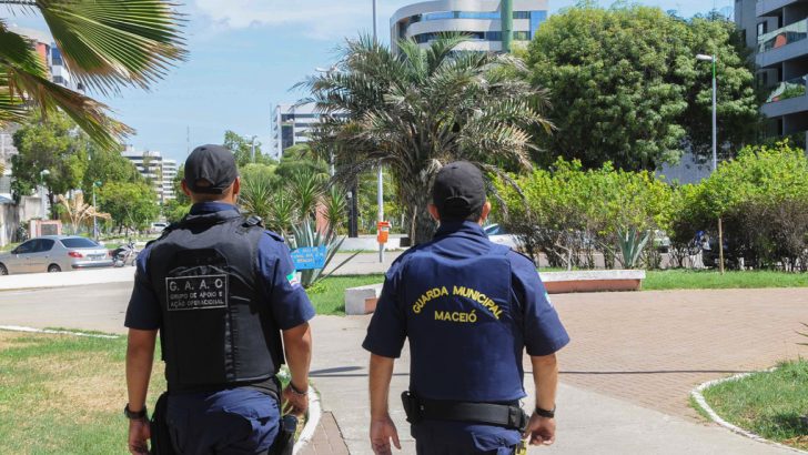 Guardas Municipais de Maceió combatem poluição sonora nos festejos de Carnaval
