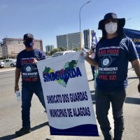 Sindguarda participa de protesto em Brasília contra a PEC 32/2020