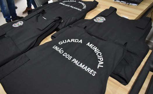 Guarda Municipal de União dos Palmares recebe coletes e novos equipamentos