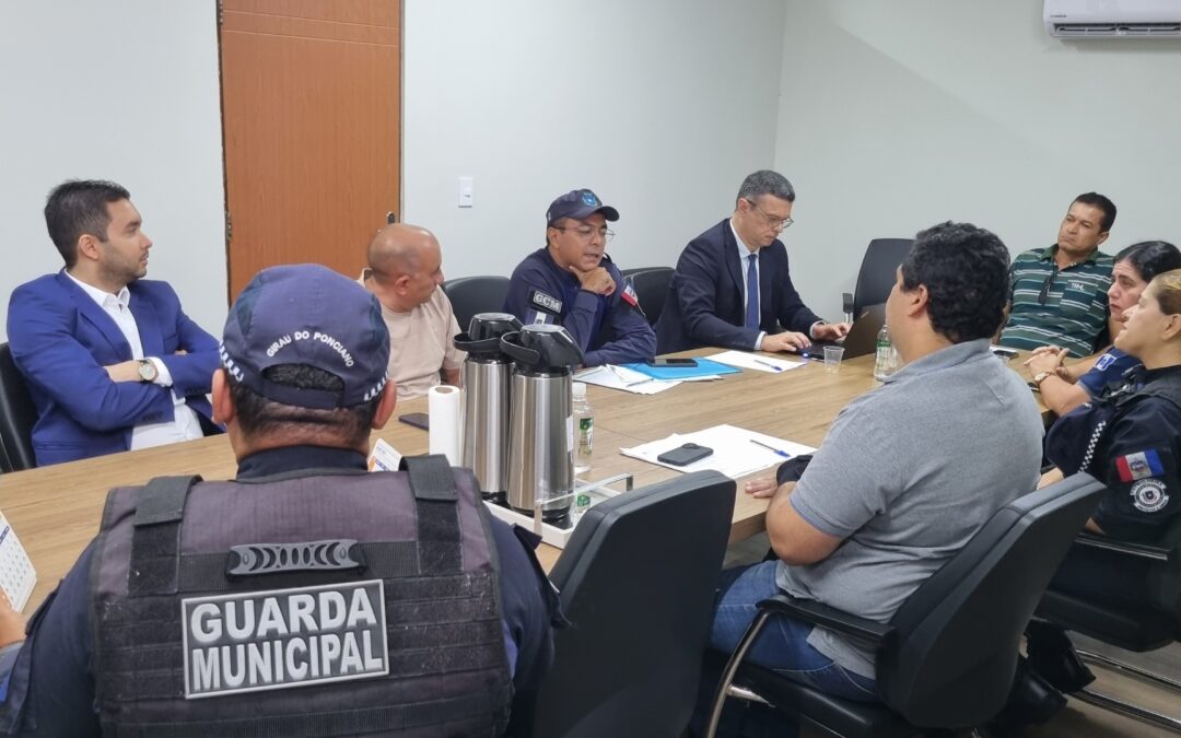 Guardas municipais de Girau do Ponciano cobram reajuste salarial em audiência de conciliação com a gestão