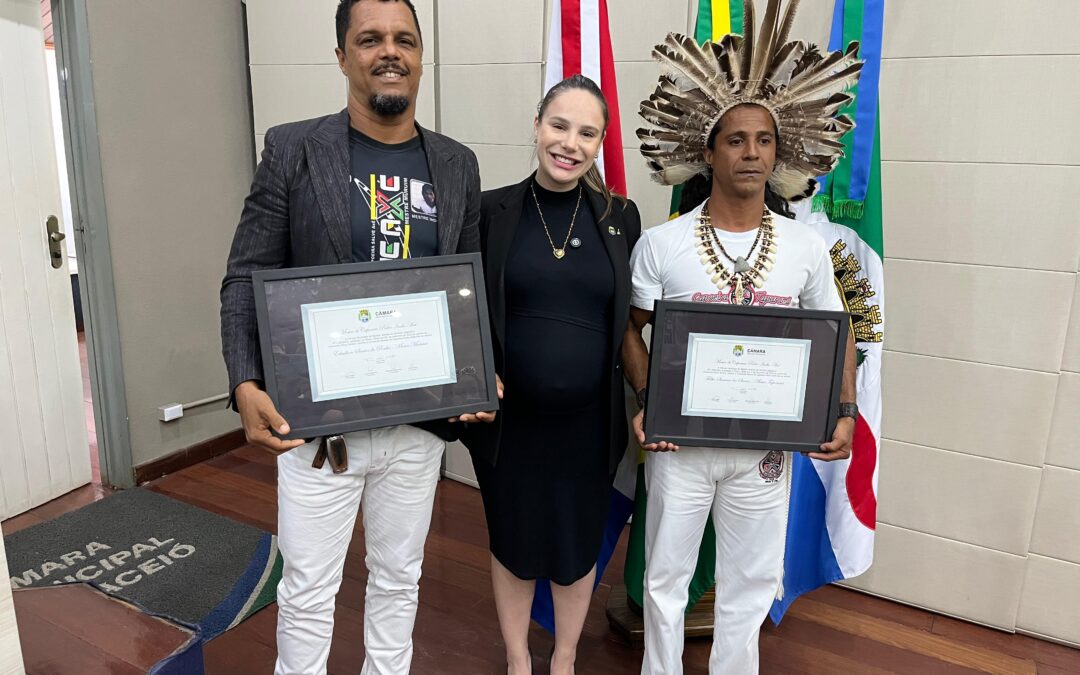 Guarda municipal Edmilson recebe Comenda Mestre de Capoeira Pedro Índio Axé na Câmara de Maceió